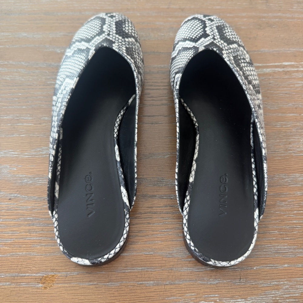 Vince Leather Flat Italian Gray Slip On Mules US 7.5 $380 - Picture 4 of 10